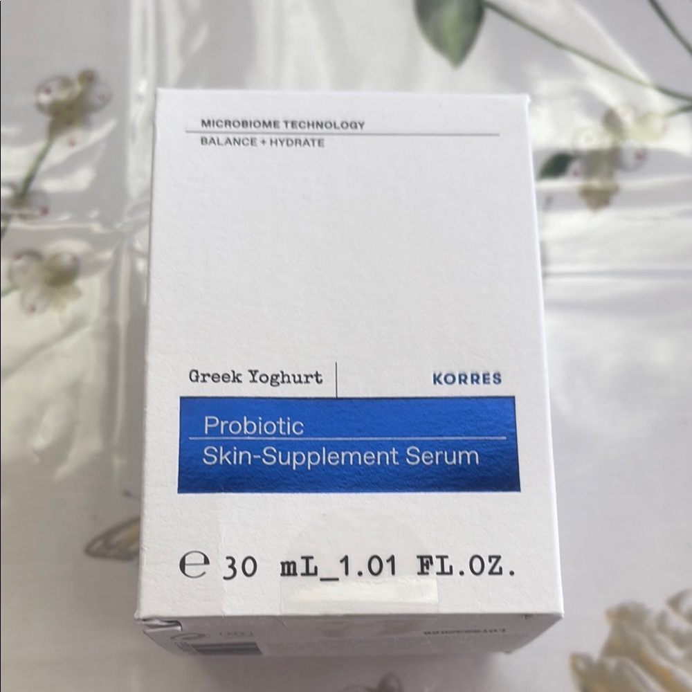 Korres Greek Yoghurt Probiotic Skin-Supplement Serum - White and Blue